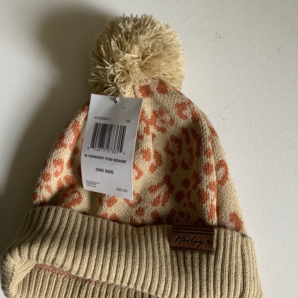 Hurley W Vermont Pom Beanie, one size, NWT
